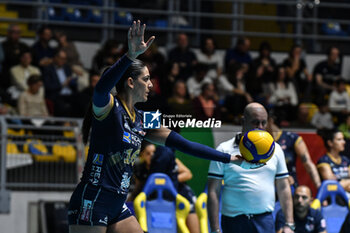 2024-01-10 - Katerina Zakchaiou of Chieri '76 during CEV Volleball Cup match between Reale Mutua Fenera Chieri '76 vs Grupa Azoty Chemik Police Women on 10 January 2024 at the PalaGianni Asti, Torino - REALE MUTUA FENERA CHIERI'76 VS GRUPA AZOTY CHEMIK POLICE - CEV CUP WOMEN - VOLLEYBALL