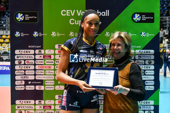 2024-01-10 - Loveth Omoruyi of Chieri '76 is the MVP after CEV Volleball Cup match between Reale Mutua Fenera Chieri '76 vs Grupa Azoty Chemik Police Women on 10 January 2024 at the PalaGianni Asti, Torino - REALE MUTUA FENERA CHIERI'76 VS GRUPA AZOTY CHEMIK POLICE - CEV CUP WOMEN - VOLLEYBALL