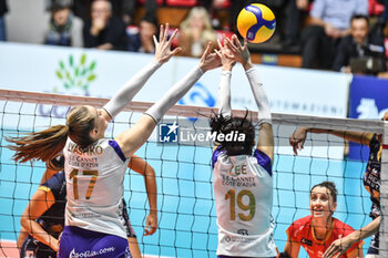 2024-02-07 - Anastasia Lyashko and Da-Yeong Lee of Le Cannet in action during CEV Volleyball Cup, quarter-final match between Reale Mutua Fenera Chieri '76 vs Volero Le Cannet on 7 february 2024 at the PalaGianni Asti, Torino - REALE MUTUA FENERA CHIERI'76 VS VOLERO LE CANNET - CEV CUP WOMEN - VOLLEYBALL