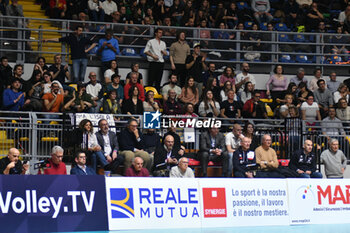 2024-02-21 - Levallois Paris Saint Cloud fans during CEV Volleyball Cup Women match between Reale Mutua Fener Chieri '76 and Levallois Paris Saint Cloud at PalaRuffini, Torino - REALE MUTUA TENERA CHIERI 76 VS LEVALLOIS PARIS SAINT CLOUD - CEV CUP WOMEN - VOLLEYBALL