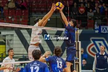 2024-01-17 - Attack of Nik Mujanovic (Vero Volley Monza) during CEV Volleyball Cup Men 2024 match between Mint VeroVolley Monza and Levski Sofia at Opiquad Arena, Monza, Italy on January 17, 2024 - MINT VERO VOLLEY MONZA VS LEVSKI SOFIA - CHALLENGE CUP MEN - VOLLEYBALL