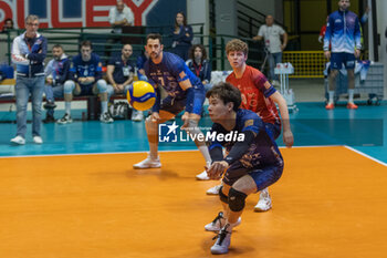 2024-01-17 - Ran Takahashi (Vero Volley Monza) on defense during CEV Volleyball Cup Men 2024 match between Mint VeroVolley Monza and Levski Sofia at Opiquad Arena, Monza, Italy on January 17, 2024 - MINT VERO VOLLEY MONZA VS LEVSKI SOFIA - CHALLENGE CUP MEN - VOLLEYBALL