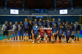 2024-01-17 - Team of between Mint VeroVolley Monza during CEV Volleyball Cup Men 2024 match between Mint VeroVolley Monza and Levski Sofia at Opiquad Arena, Monza, Italy on January 17, 2024 - MINT VERO VOLLEY MONZA VS LEVSKI SOFIA - CHALLENGE CUP MEN - VOLLEYBALL