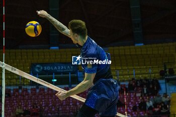 2024-01-17 - Spike of Arthur Szwarc (Vero Volley Monza) during CEV Volleyball Cup Men 2024 match between Mint VeroVolley Monza and Levski Sofia at Opiquad Arena, Monza, Italy on January 17, 2024 - MINT VERO VOLLEY MONZA VS LEVSKI SOFIA - CHALLENGE CUP MEN - VOLLEYBALL