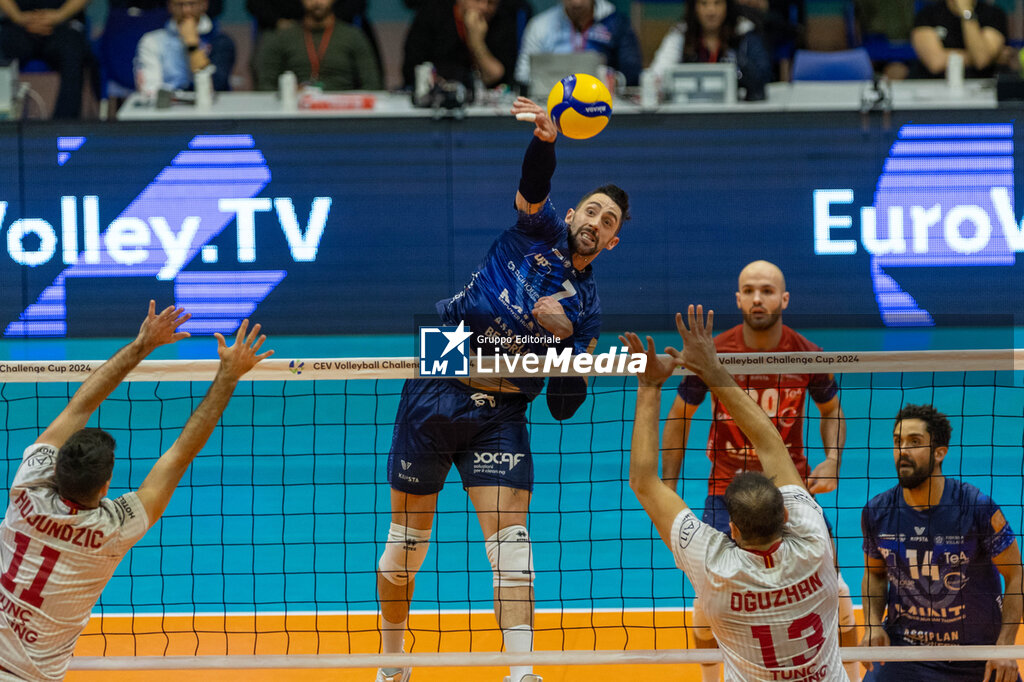 Mint Vero Volley Monza vs Galatasaray HDI Istanbul - CHALLENGE CUP MEN - VOLLEYBALL