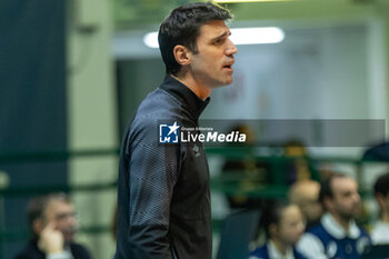31/01/2024 - Head Coach Umut Cakir (Galatasaray Istanbul) during Semifinal CEV Volleyball Challenge Cup Men 2024 match between Mint VeroVolley Monza and Galatasaray Istanbul at Opiquad Arena, Monza, Italy on January 31, 2024 - MINT VERO VOLLEY MONZA VS GALATASARAY HDI ISTANBUL - CHALLENGE CUP MEN - VOLLEY