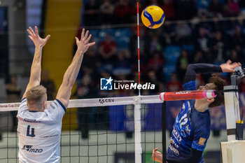 2024-02-27 - Ran Takahashi (Vero Volley Monza) during Final CEV Challenge Cup Men 2024 match between Mint VeroVolley Monza and Projekt Warszawa at Opiquad Arena, Monza, Italy on February 27, 2024 - FINAL - MINT VERO VOLLEY MONZA VS PROJEKT WARSZAWA - CHALLENGE CUP MEN - VOLLEYBALL