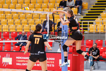 2024-10-09 - Gabriela Orvosova of Roma Volley Club during the CEV Volleyball Challenge Cup 2025 between Roma Volley Club and OK Kelteks on 9 oct 2024 at the Palazzetto dello Sport in Rome. - CEV VOLLEYBALL CHALLENGE CUP 2025 - CHALLENGE CUP MEN - VOLLEYBALL