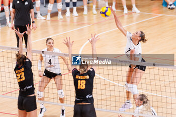 2024-10-09 - Tjasa Malnar of OK Karlovac, Manuela Pavlakovic of OK Karlovac, Veronica Costantini of Roma Volley Club and Gabriela Orvosova of Roma Volley Club during the CEV Volleyball Challenge Cup 2025 between Roma Volley Club and OK Kelteks on 9 oct 2024 at the Palazzetto dello Sport in Rome. - CEV VOLLEYBALL CHALLENGE CUP 2025 - CHALLENGE CUP MEN - VOLLEYBALL