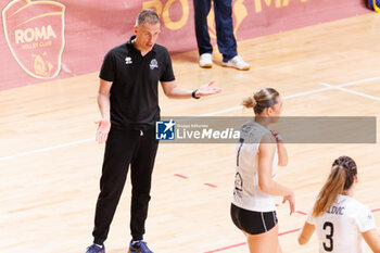 2024-10-09 - Goran Zec coach of OK Karlovac during the CEV Volleyball Challenge Cup 2025 between Roma Volley Club and OK Kelteks on 9 oct 2024 at the Palazzetto dello Sport in Rome. - CEV VOLLEYBALL CHALLENGE CUP 2025 - CHALLENGE CUP MEN - VOLLEYBALL