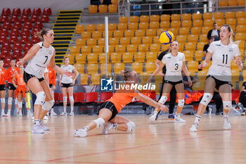 2024-10-09 - Jelena Grgic of OK Karlovac, Tjasa Malnar of OK Karlovac, Lara Malovic of OK Karlovac and Karla Burđelez of OK Karlovac during the CEV Volleyball Challenge Cup 2025 between Roma Volley Club and OK Kelteks on 9 oct 2024 at the Palazzetto dello Sport in Rome. - CEV VOLLEYBALL CHALLENGE CUP 2025 - CHALLENGE CUP MEN - VOLLEYBALL