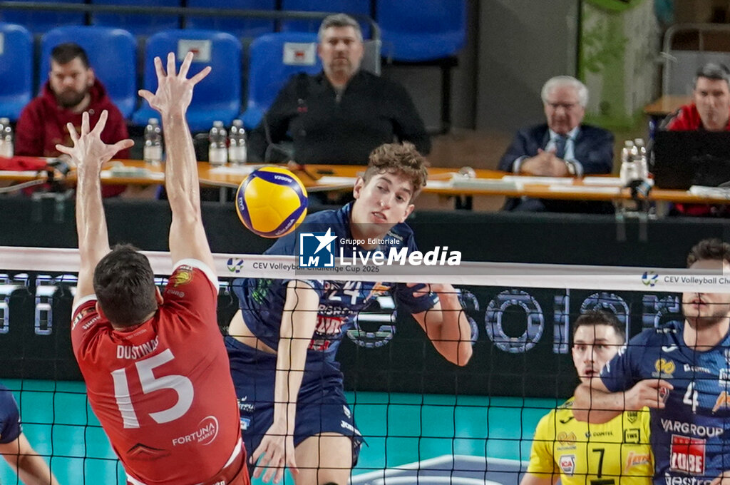 Cucine Lube Civitanova vs Karatorde Topola - CHALLENGE CUP MEN - VOLLEYBALL