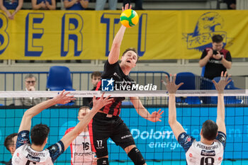 2024-01-17 - Pipe of Bartłomiej Mordyl of Asseco Resovia Rzeszow during the match between ITAS Trentino Volley and Asseco Resovia Rzeszow, valid for Pool B of CEV Men Volley Champions League 2023/2024 at Il T Quotidiano Arena on January 17, 2023, Trento, Italy. - ITAS TRENTINO VS ASSECO RESOVIA RZESZOW - CHAMPIONS LEAGUE MEN - VOLLEYBALL