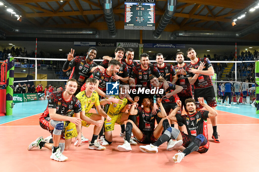 Quarter Finals - Cucine Lube Civitanova vs HalkBank Ankara - CHAMPIONS LEAGUE MEN - VOLLEY