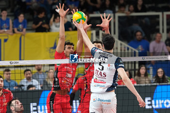 2024-03-13 - Block of Barthelemy Chinenyeze of Cucine Lube Civitanova during the match between ITAS Trentino Volley and Cucine Lube Civitanova, semifinals of CEV Men Volley Champions League 2023/2024 at Il T Quotidiano Arena on March 13, 2024, Trento, Italy. - SEMILFINALS - ITAS TRENTINO VS CUCINE LUBE CIVITANOVA - CHAMPIONS LEAGUE MEN - VOLLEYBALL