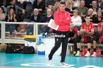 2024-03-13 - Gianlorenzo Blengini head coach of Cucine Lube Civitanova during the match between ITAS Trentino Volley and Cucine Lube Civitanova, semifinals of CEV Men Volley Champions League 2023/2024 at Il T Quotidiano Arena on March 13, 2024, Trento, Italy. - SEMILFINALS - ITAS TRENTINO VS CUCINE LUBE CIVITANOVA - CHAMPIONS LEAGUE MEN - VOLLEYBALL
