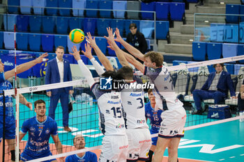 13/11/2024 - MONSTER BLOCK TATSUNORI OTSUKA, JACOPO LARIZZA AND FERRE REGGERS (POWERVOLLEY MILANO) - ALLIANZ MILANO VS KNACK ROESELARE - CHAMPIONS LEAGUE MEN - VOLLEY