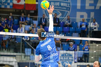 13/11/2024 - MATTHIJS VERHANNEMAN (KNACK VOLLEY ROESELARE) - ALLIANZ MILANO VS KNACK ROESELARE - CHAMPIONS LEAGUE MEN - VOLLEY