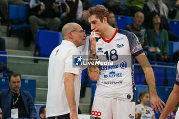 13/11/2024 - COACH ROBERTO PIAZZA AND EDOARDO CANESCHI (POWERVOLLEY MILANO) - ALLIANZ MILANO VS KNACK ROESELARE - CHAMPIONS LEAGUE MEN - VOLLEY