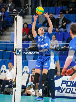 13/11/2024 - STIJN D'HULST (KNACK VOLLEY ROESELARE ) - ALLIANZ MILANO VS KNACK ROESELARE - CHAMPIONS LEAGUE MEN - VOLLEY