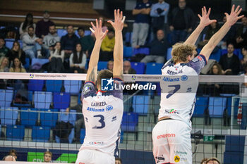 13/11/2024 - MONSTER BLOCK FERRE REGGERS AND JACOPO LARIZZA (POWERVOLLEY MILANO) - ALLIANZ MILANO VS KNACK ROESELARE - CHAMPIONS LEAGUE MEN - VOLLEY