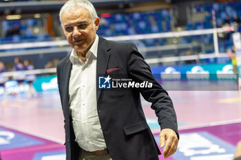 2024-01-24 - Head Coach Giuseppe Cuccarini (Roma Volley Club) - ALLIANZ VERO VOLLEY MILANO VS AEROITALIA ROMA VOLLEY - WOMEN ITALIAN CUP - VOLLEYBALL