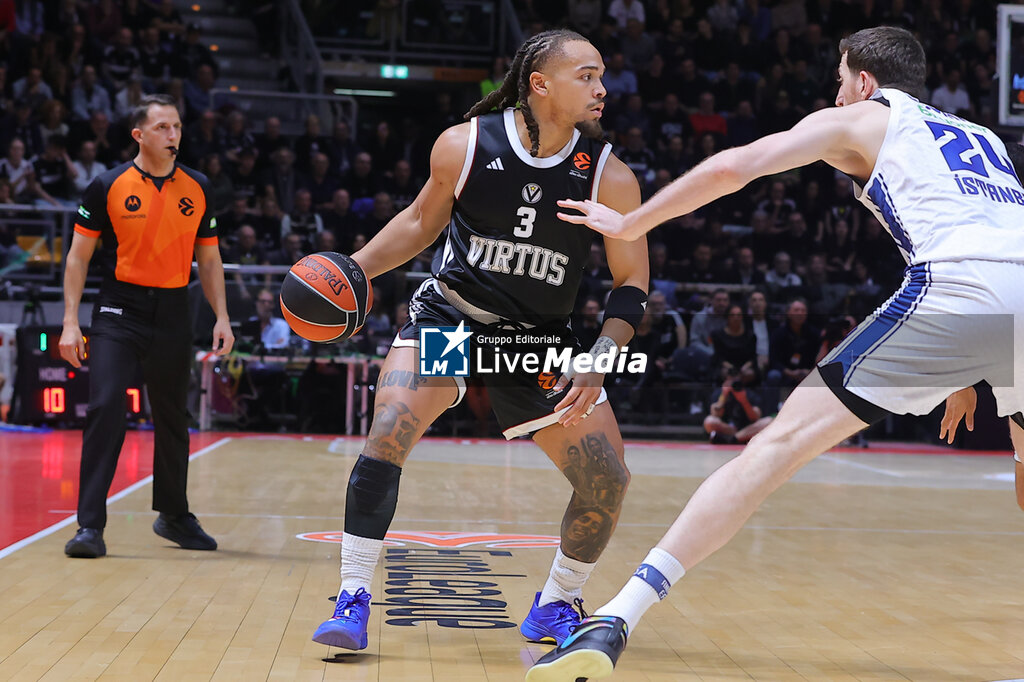 Virtus Bologna vs Anadolu Efes - EUROLEAGUE - BASKETBALL