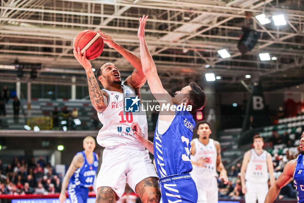 UNA Hotels Reggio Emilia vs KK Cibona - FIBA EUROPE CUP - BASKETBALL