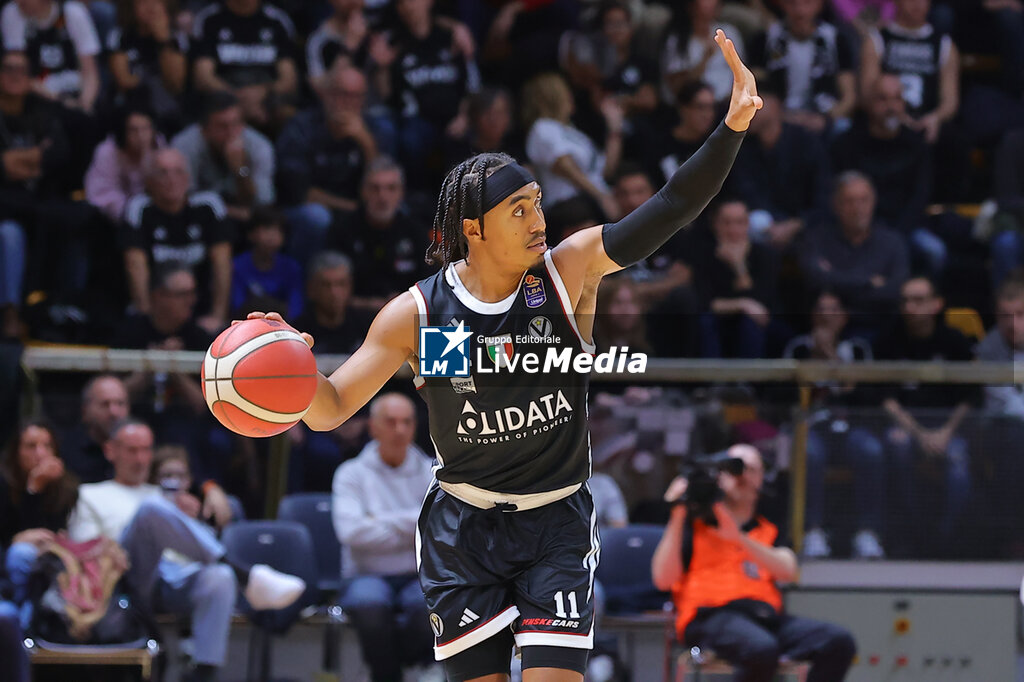 Virtus Olidata Bologna vs Banco di Sardegna Sassari - ITALIAN SERIE A - BASKETBALL