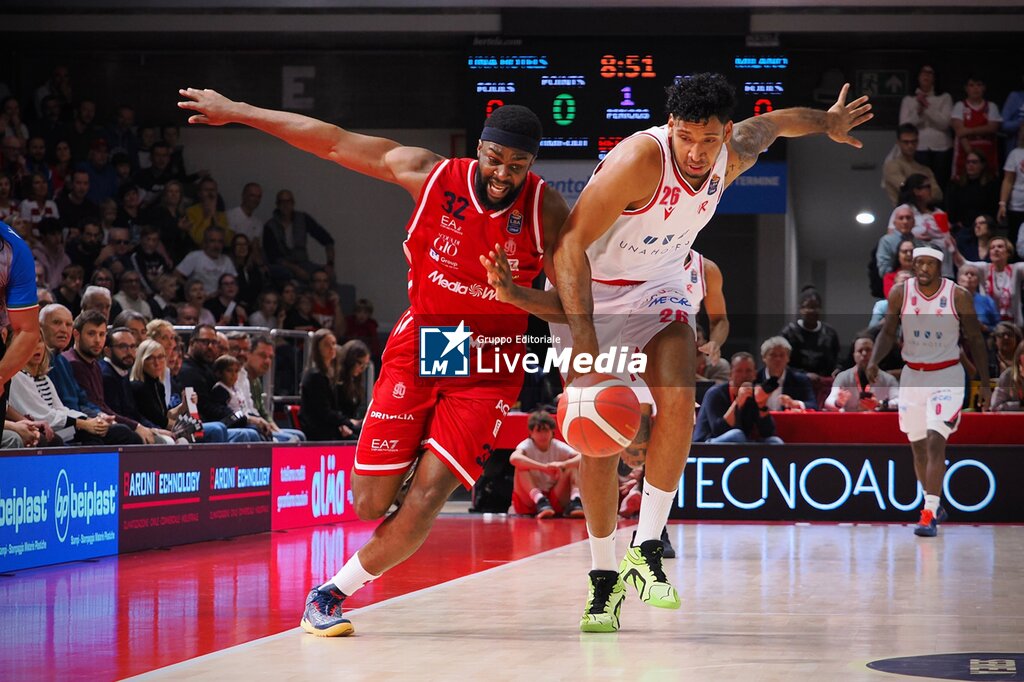 Una Hotels Reggio Emilia vs EA7 Emporio Armani Milano - ITALIAN SERIE A - BASKETBALL