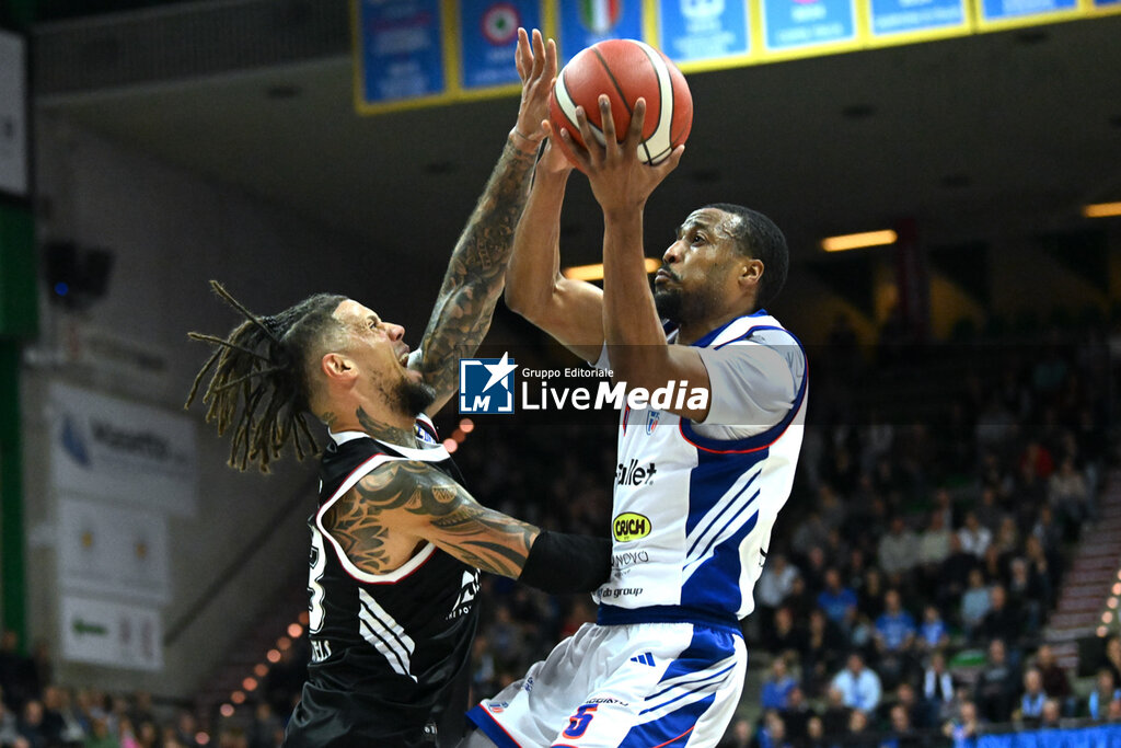 Nutribullet Treviso Basket vs Virtus Olidata Bologna - ITALIAN SERIE A - BASKETBALL