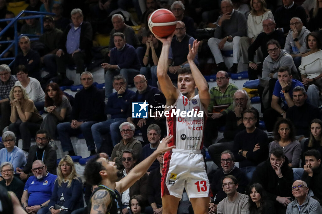 Vanoli Basket Cremona vs Openjobmetis Varese - ITALIAN SERIE A - BASKETBALL