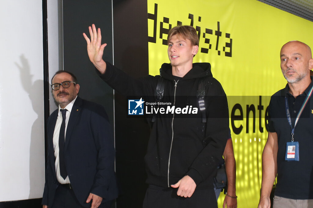 AS Roma's new signing Jan Ziolkowski - OTHER - SOCCER