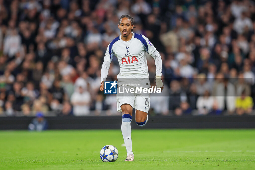 FOOTBALL - CHAMPIONS LEAGUE - TOTTENHAM v VILLARREAL - UEFA CHAMPIONS LEAGUE - SOCCER