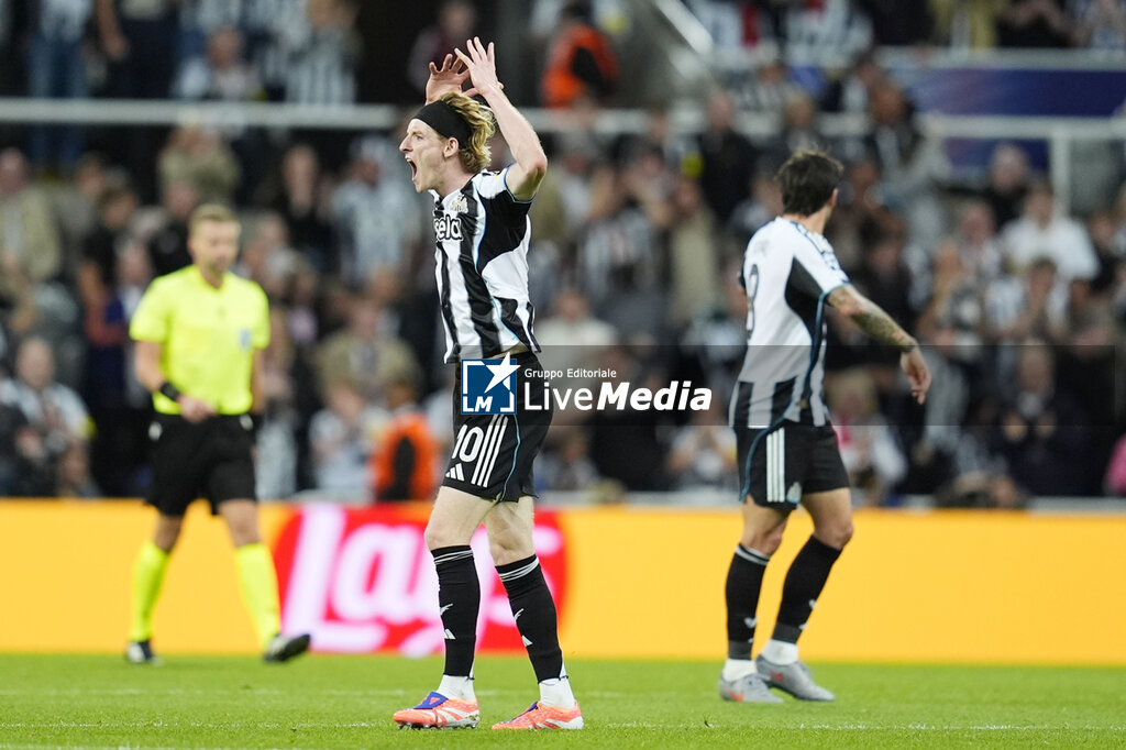 FOOTBALL - CHAMPIONS LEAGUE - NEWCASTLE v FC BARCELONA - UEFA CHAMPIONS LEAGUE - SOCCER