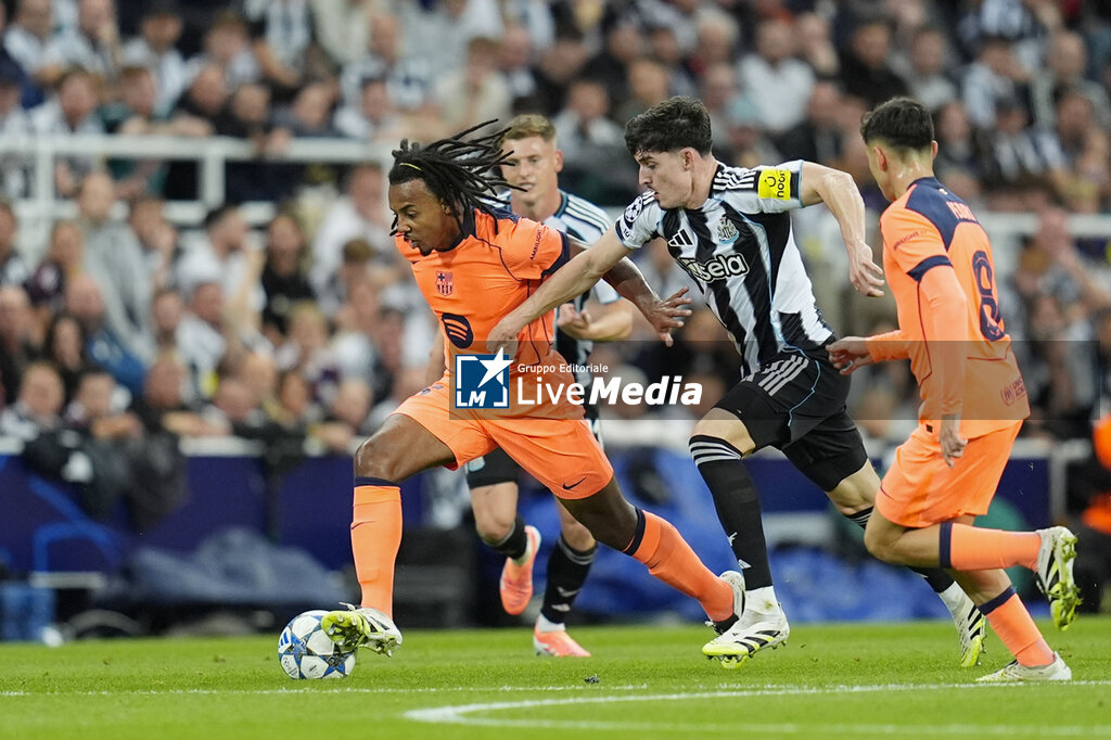 FOOTBALL - CHAMPIONS LEAGUE - NEWCASTLE v FC BARCELONA - UEFA CHAMPIONS LEAGUE - SOCCER