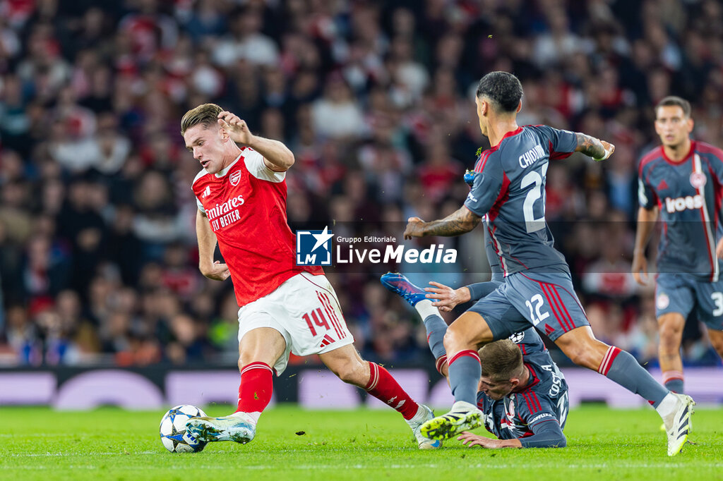 ARSENAL vs OLYMPIACOS - UEFA CHAMPIONS LEAGUE - SOCCER