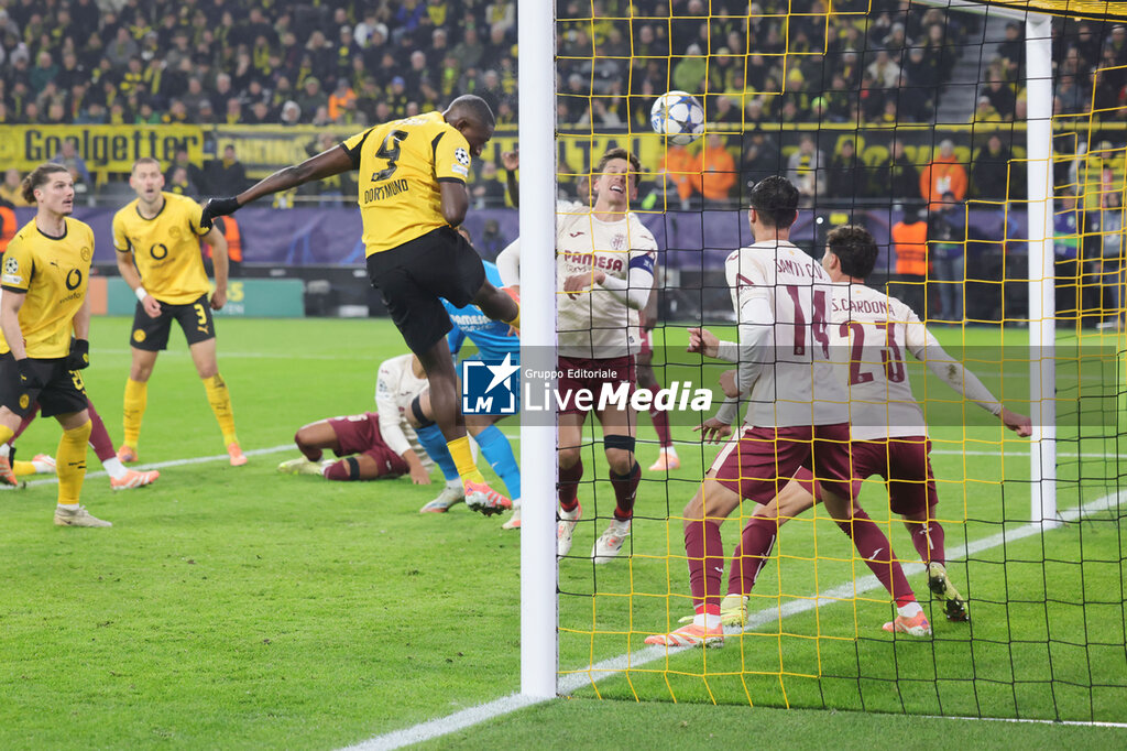 BORUSSIA DORTMUND vs VILLARREAL - UEFA CHAMPIONS LEAGUE - SOCCER