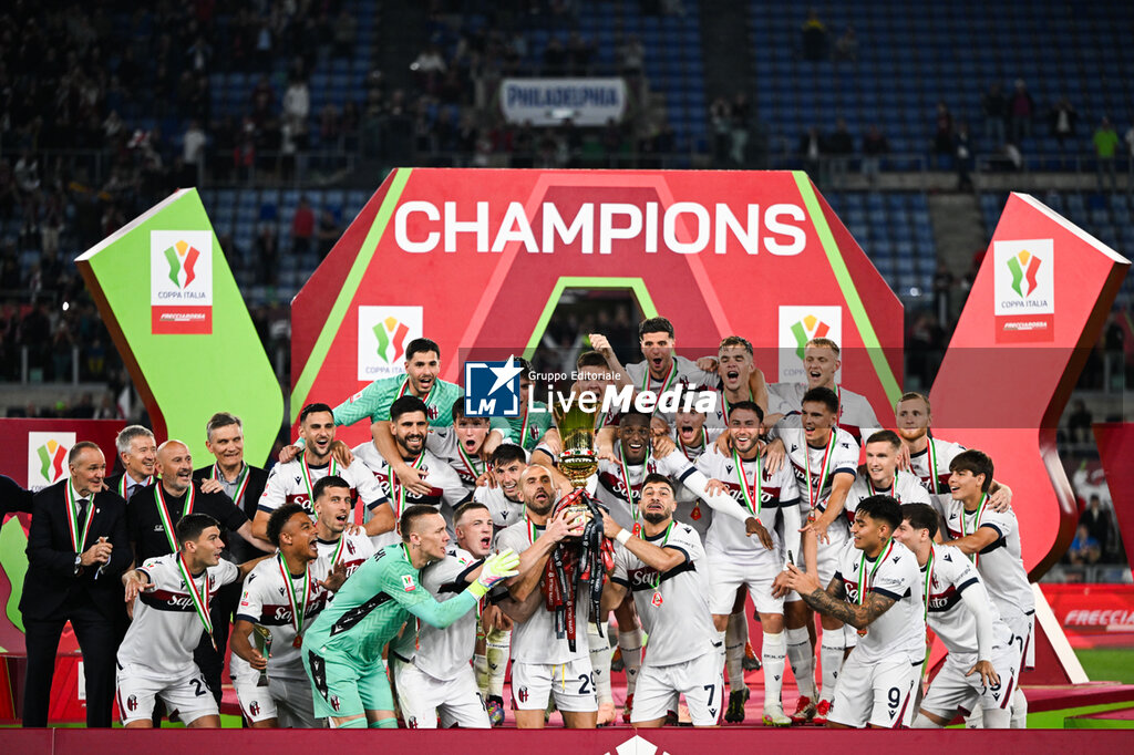 Final - AC Milan vs Bologna FC - ITALIAN CUP - SOCCER