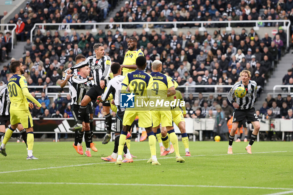 FOOTBALL - ENGLISH LEAGUE CUP - NEWCASTLE v TOTTENHAM - ENGLISH LEAGUE CUP - SOCCER