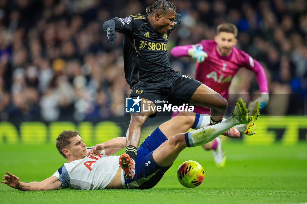 TOTTENHAM HOTSPUR vs FULHAM - ENGLISH PREMIER LEAGUE - SOCCER