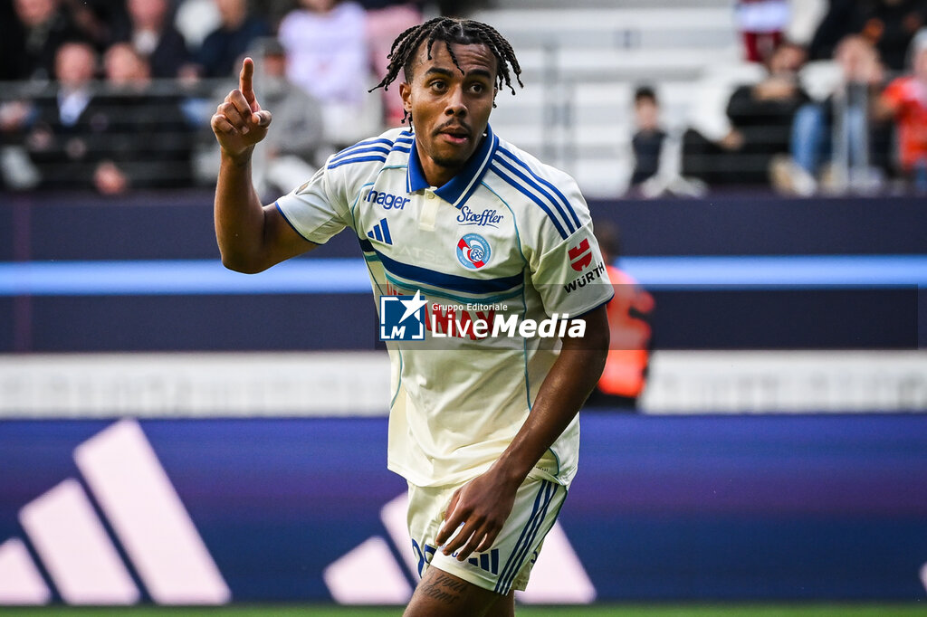 FOOTBALL - FRENCH CHAMP - PARIS FC v STRASBOURG - FRENCH LIGUE 1 - CALCIO