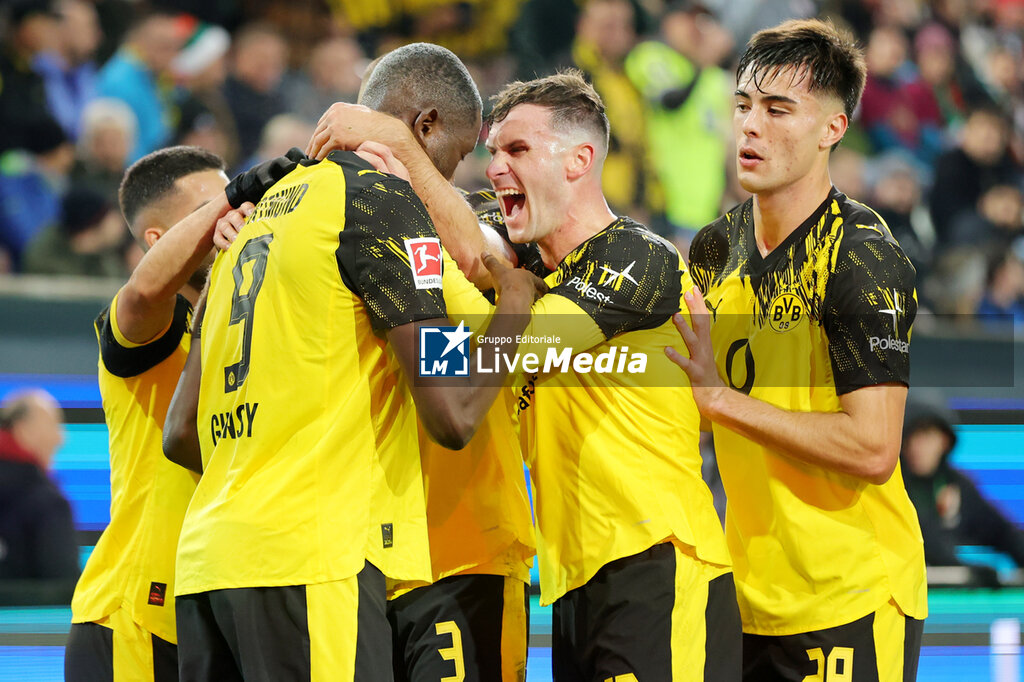 FOOTBALL - GERMAN CHAMP - AUGSBURG v DORTMUND - GERMAN BUNDESLIGA - SOCCER