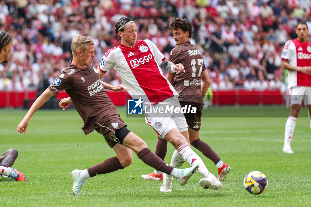 FOOTBALL - NETHERLANDS CHAMP - AJAX v TELSTAR - NETHERLANDS EREDIVISIE - SOCCER