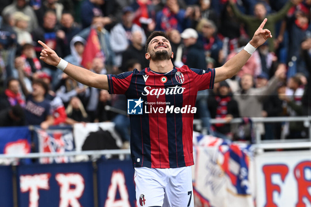 Bologna FC vs Pisa SC - ITALIAN SERIE A - SOCCER