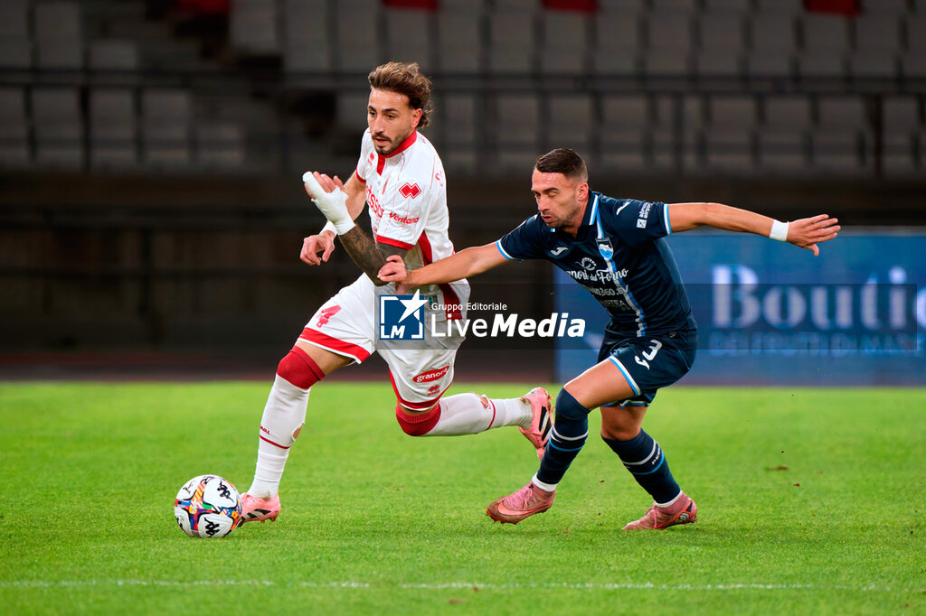 SSC Bari vs Pescara Calcio - ITALIAN SERIE B - SOCCER