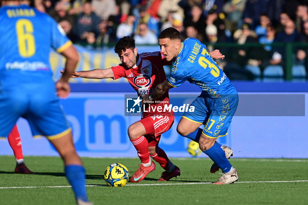 Carrarese Calcio vs Mantova 1911 - ITALIAN SERIE B - SOCCER