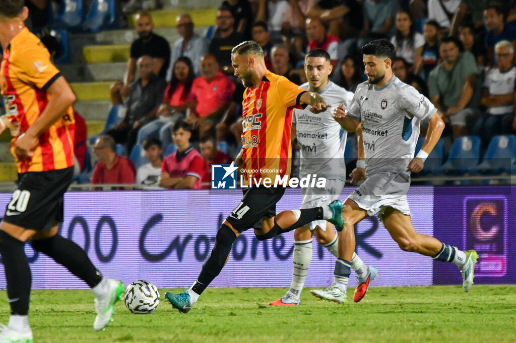 FC Crotone vs Benevento Calcio - ITALIAN SERIE C - SOCCER