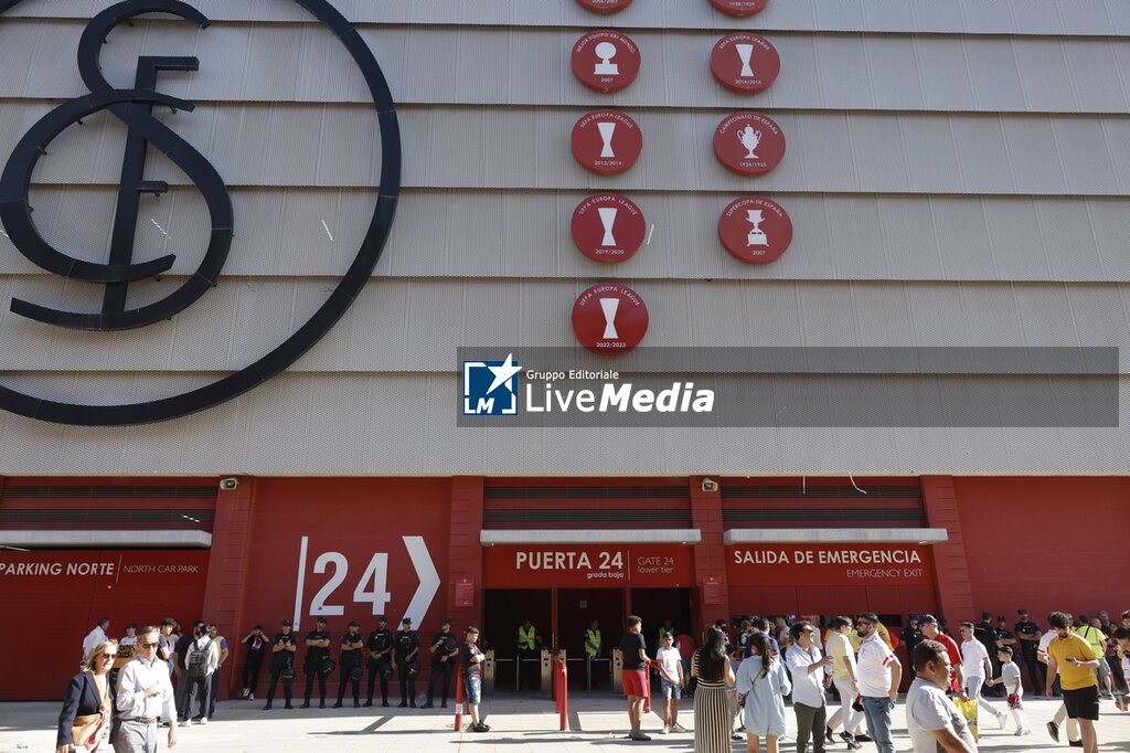 La Liga: Sevilla vs Real Madrid - SPANISH LA LIGA - SOCCER