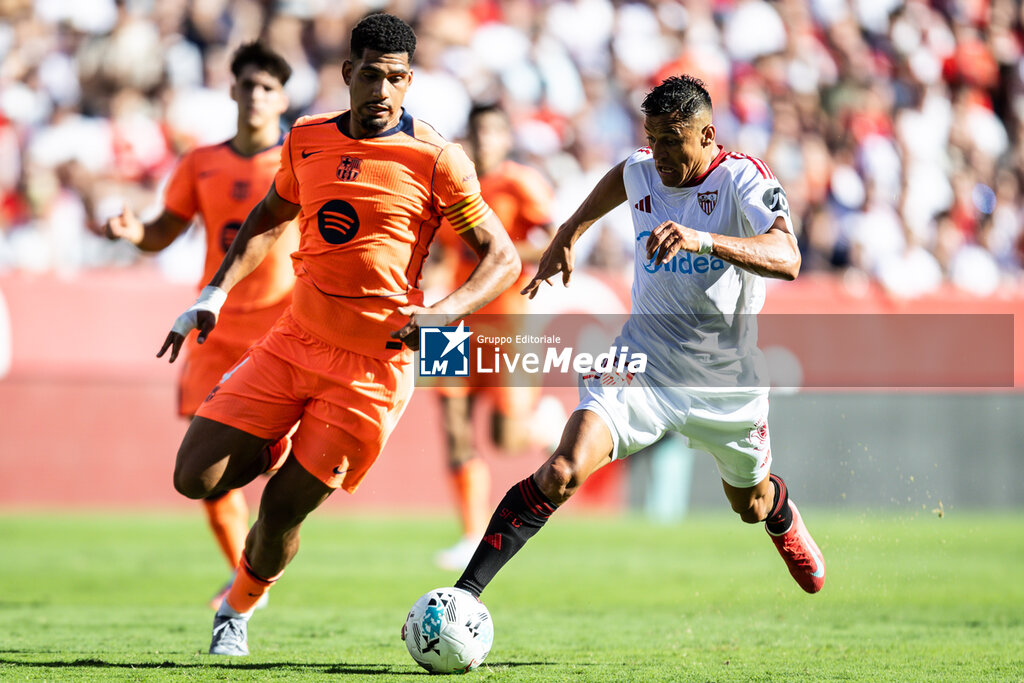 SEVILLA vs BARCELONA - SPANISH LA LIGA - SOCCER